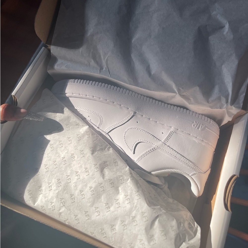 AF1